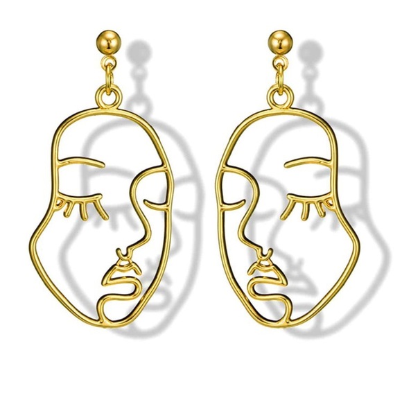3/$30 💛 Abstract Face Earrings - Picture 5 of 6